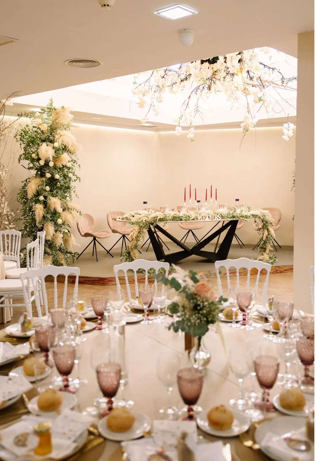 Mesa nupcial elegante en Salón Alquimia